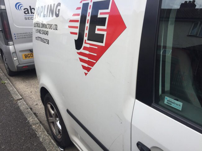 GPS Trackers – Commercial Fleet / Hull