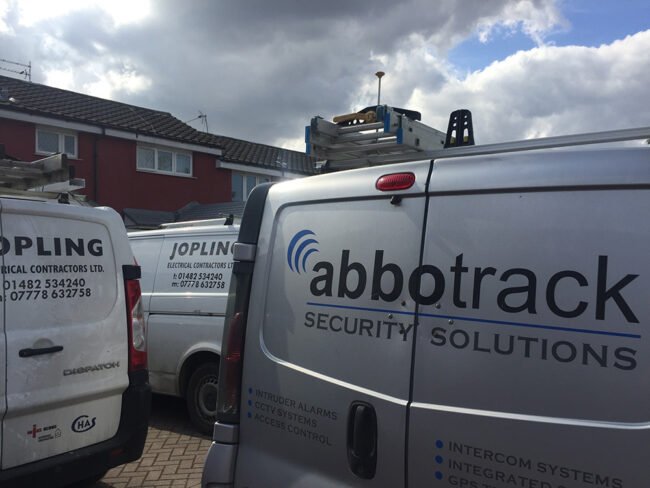 GPS Trackers – Commercial Fleet / Hull