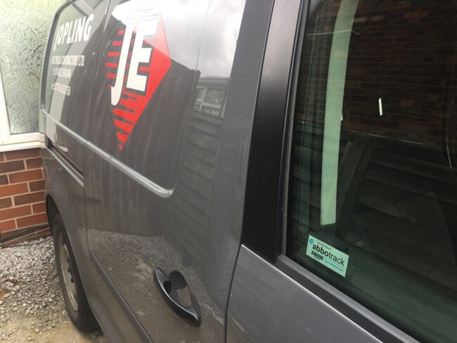 GPS Trackers – Commercial Fleet / Hull